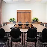 Leonardo Altstadt Hotel 3*