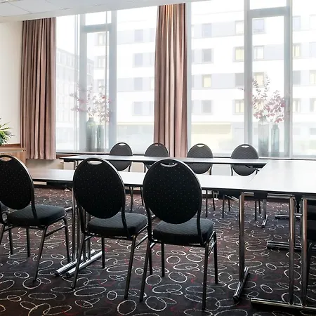 Leonardo Altstadt Otel