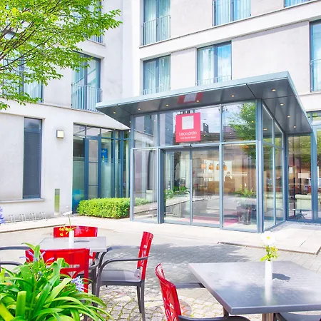 Hotel Leonardo Altstadt 3*