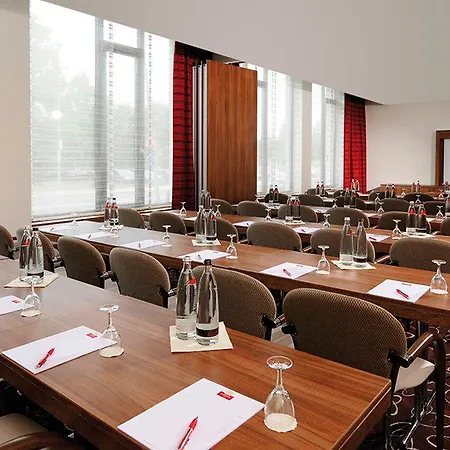 Otel Leonardo Altstadt