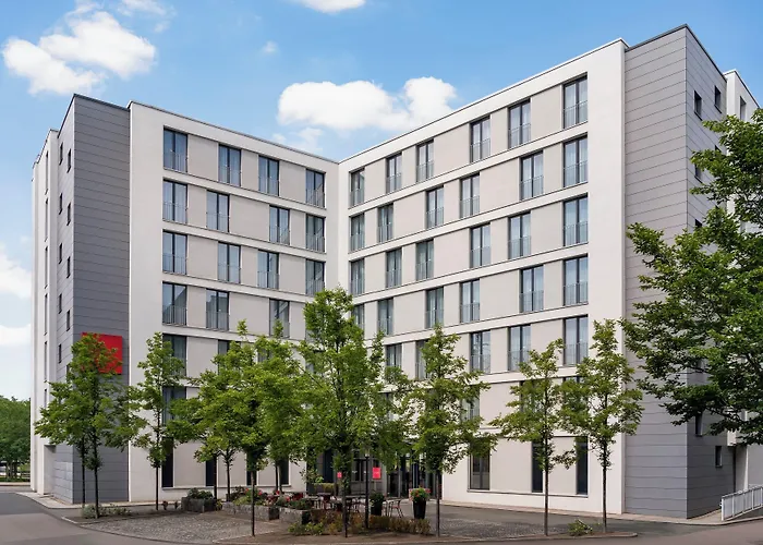 Leonardo Altstadt فندق