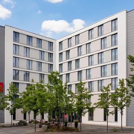 Hotel Leonardo Altstadt 3*