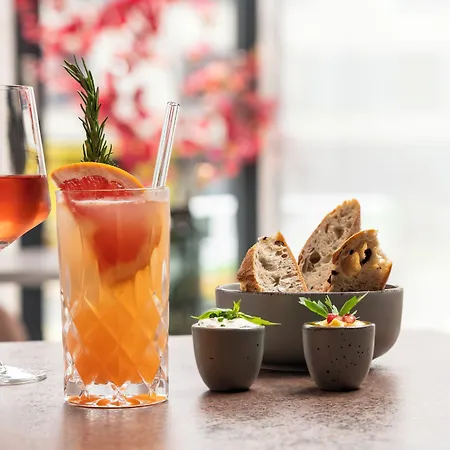 Szálloda Leonardo Altstadt 3*